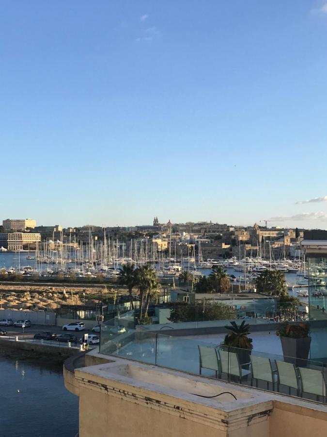 Point - Sir William Reid Apartment Gzira Exterior photo